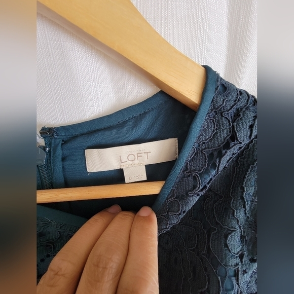 LOFT scoopneck sleevess ruffled lace dress - Picture 6 of 12